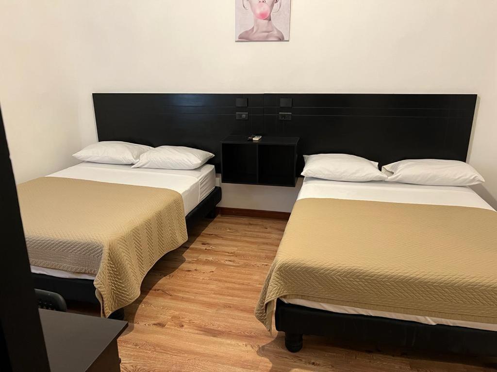 Hotel Perla Central Гуаякіль Екстер'єр фото