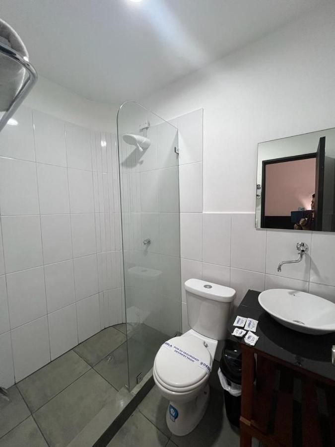 Hotel Perla Central Гуаякіль Екстер'єр фото