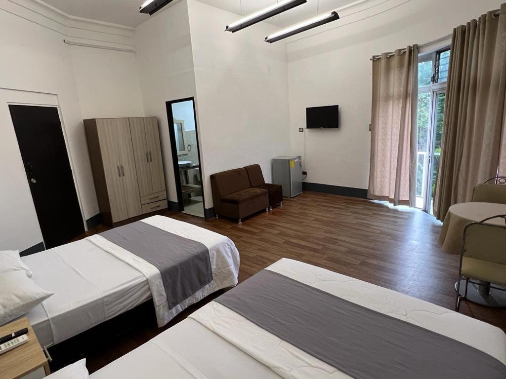 Hotel Perla Central Гуаякіль Екстер'єр фото