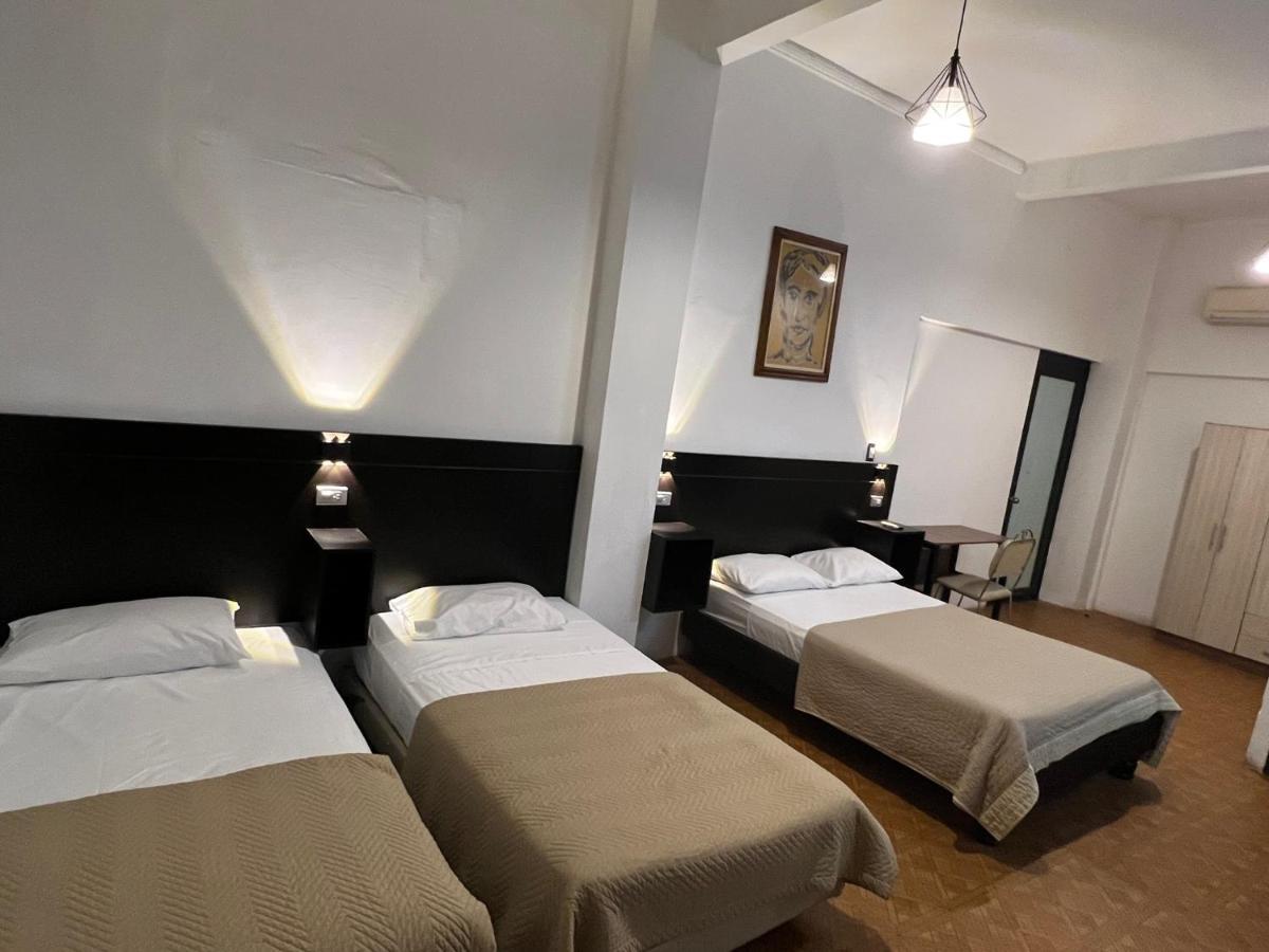 Hotel Perla Central Гуаякіль Екстер'єр фото